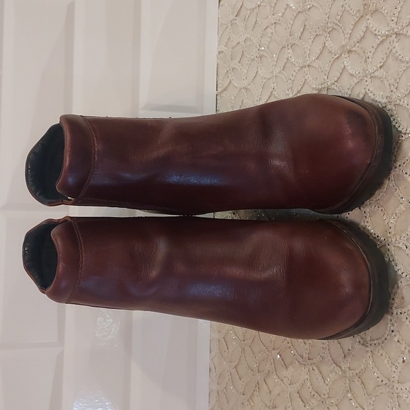 Sorel After Hours Chelsea Wedge Bootie - Picture 4 of 13